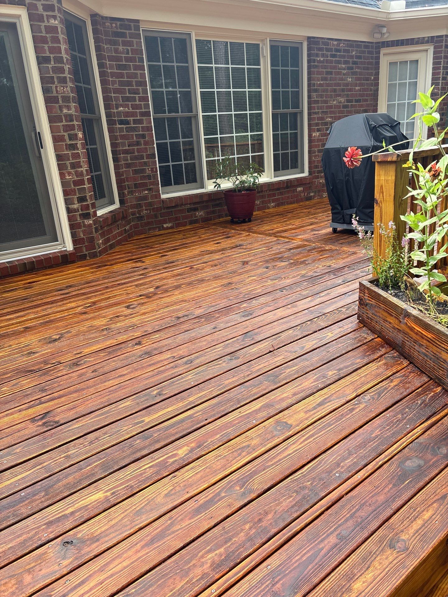 Deck using Wood Sealant by DuraSeal