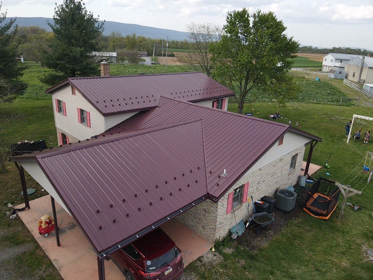Metal Roof Installation using Everlast Azm panel w/ colourbond process by Teflon Roofing