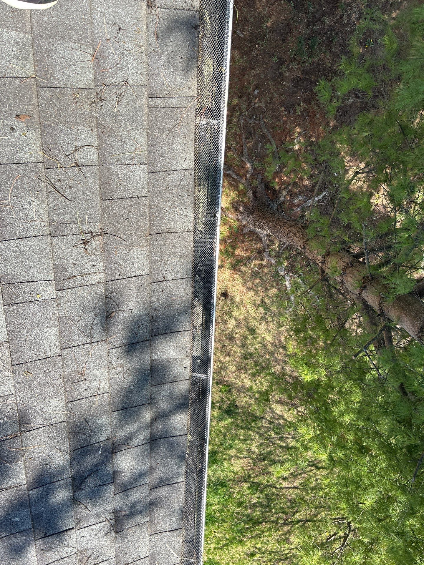 Commercial gutter cleaning Springfield, MO after photo with clean gutters