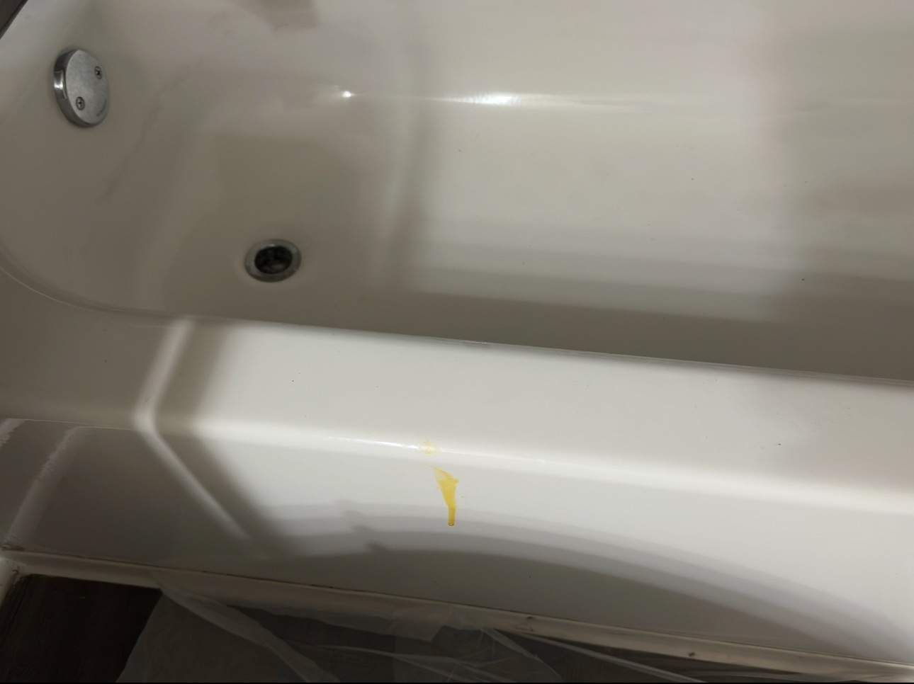 Bathtub Deep Clean by Surface Experts - Cypress / North Katy
