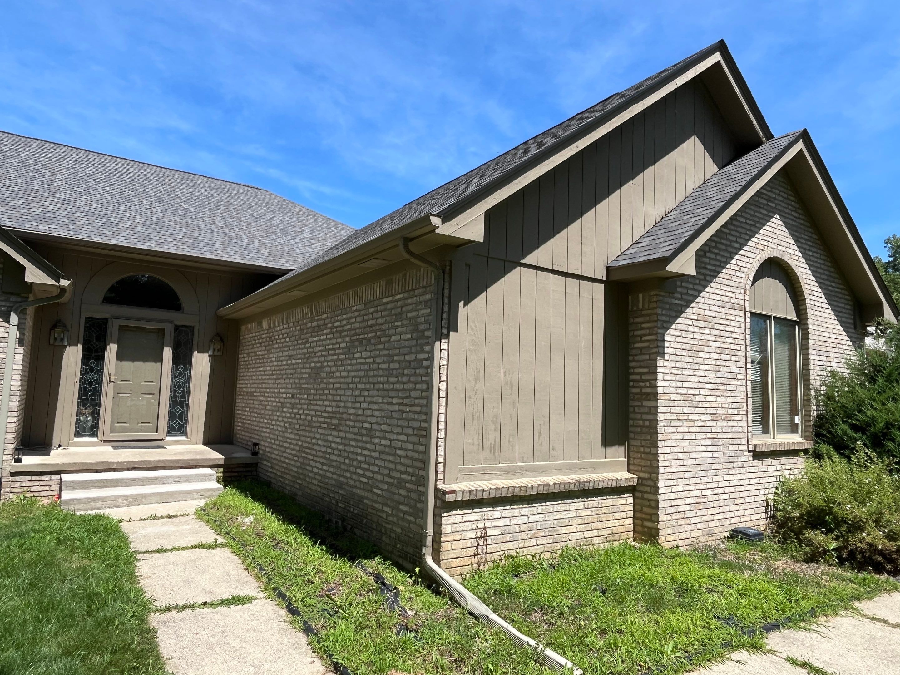 Siding Replacement using Alside Charter Oak D4.5" Laguna Blue by 180 Contractors