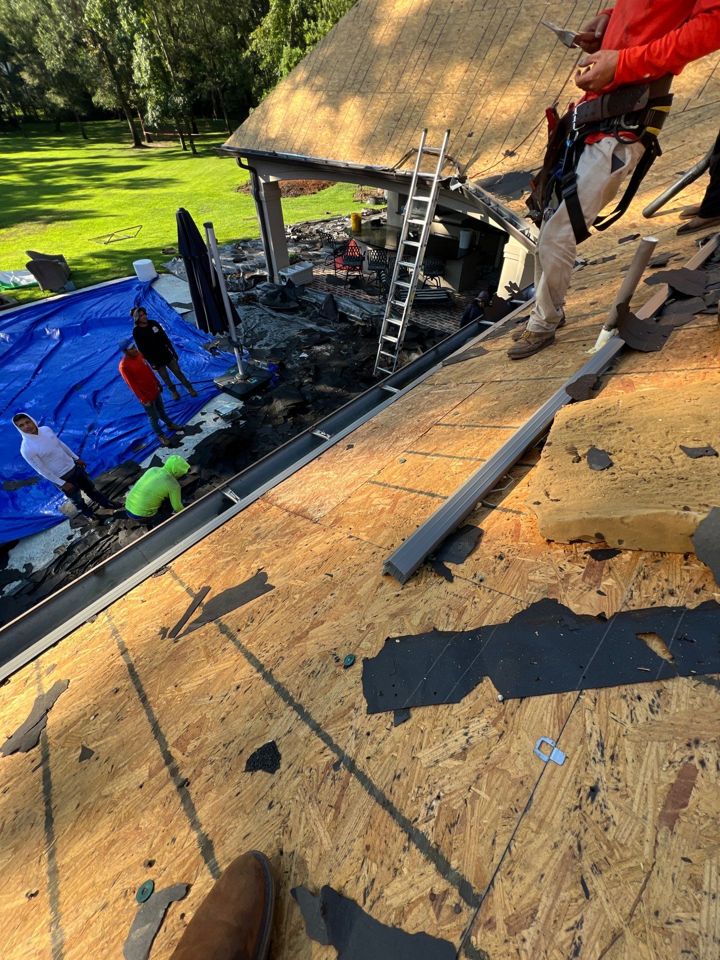 Residential Roofing Installation using Owen's Corning Duration (Lifetime) Shingles by Roof Repair Company