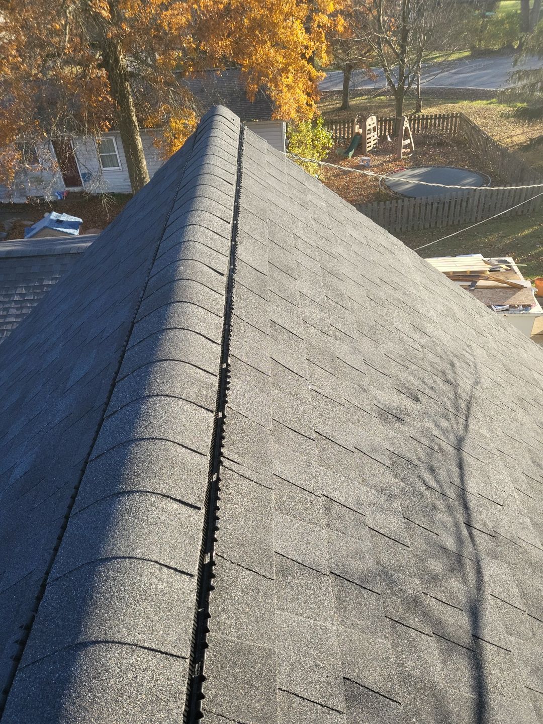 ATLAS PINNACLE COLOR: BLACK SHADOW DRIP EDGE: WHITE by Eagle Eye Roofing