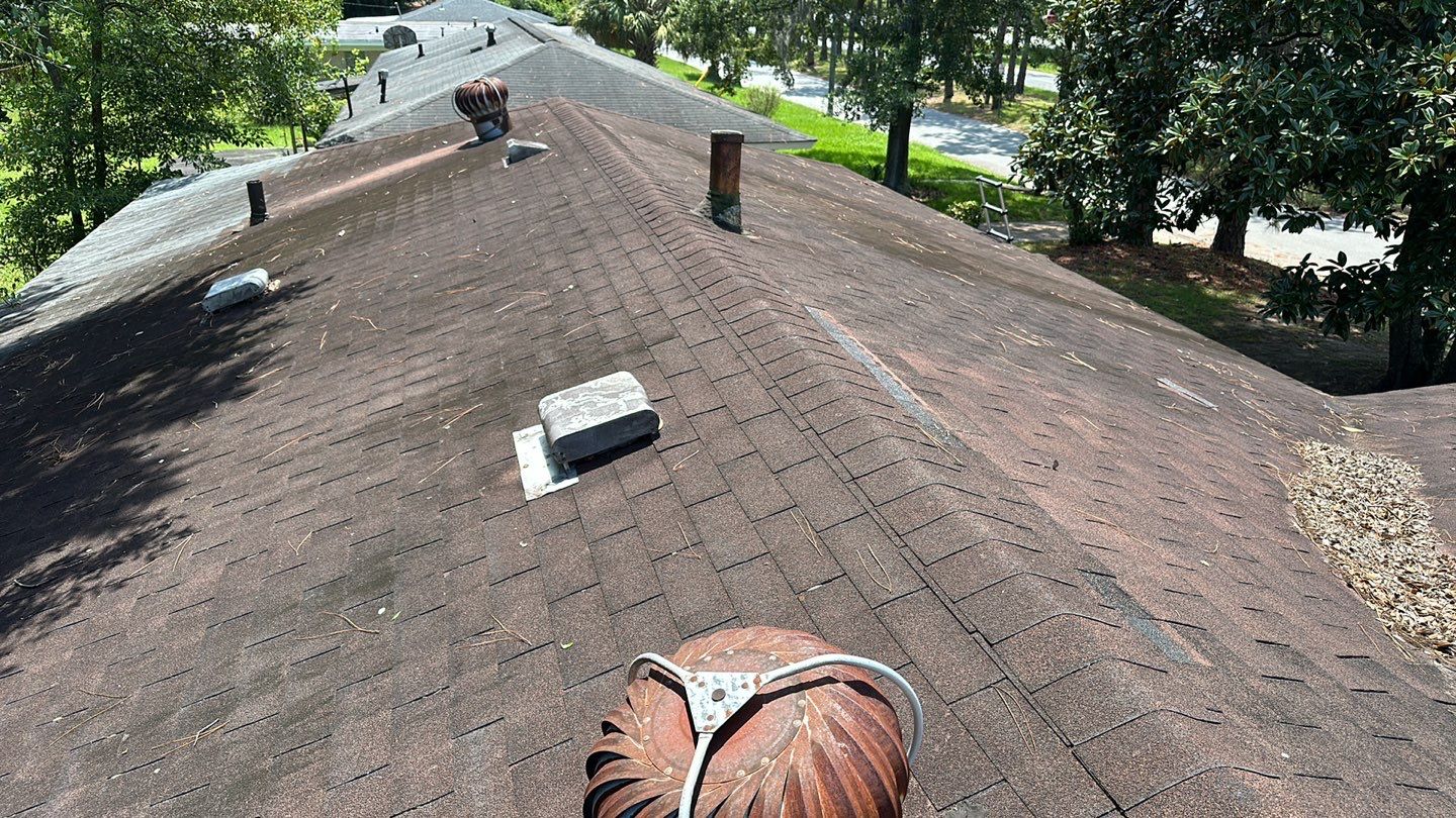 Residential Roofing Installation using Owens Corning Oakridge Estate Grey by Talya Roofing