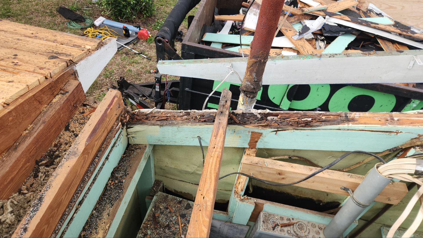 Project in St. Petersburg 33711 by Mitchell Roofing Company LLC 