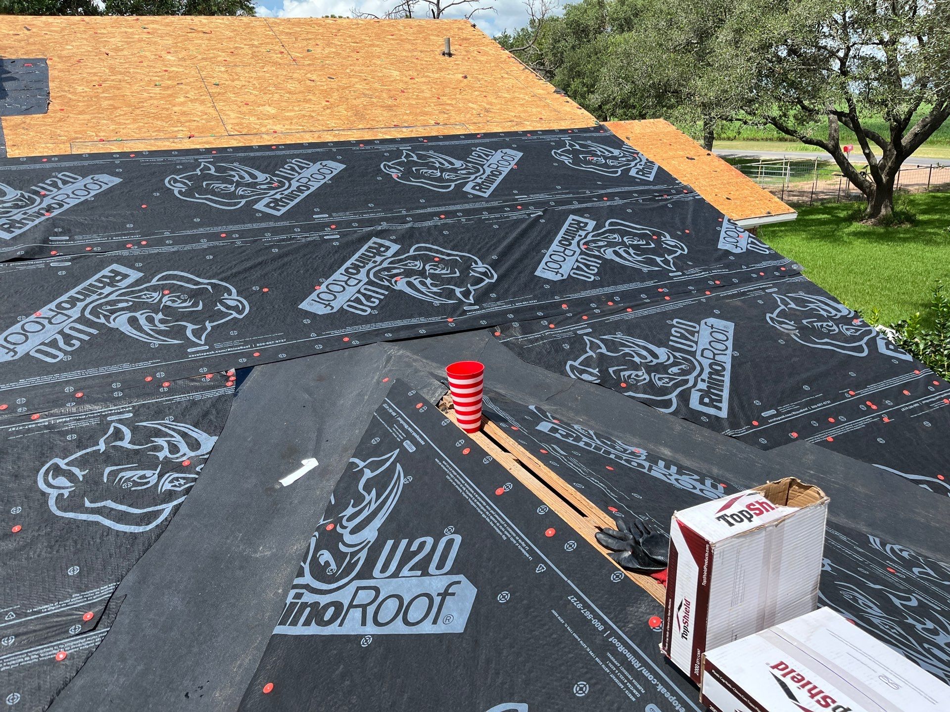 Residential Roofing Installation using Owen's Corning Duration (Lifetime) Shingles by Roof Repair Company