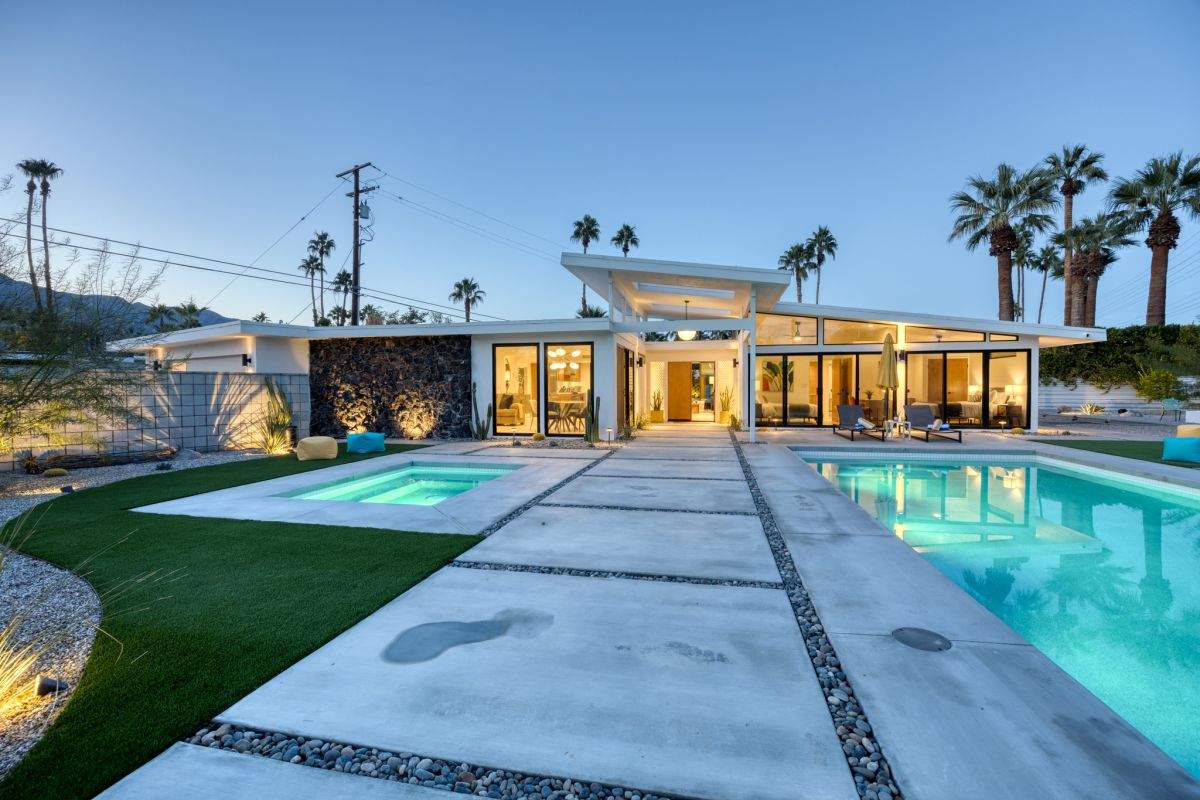 Palm Springs Midcentury Modern Home by One Stop Source