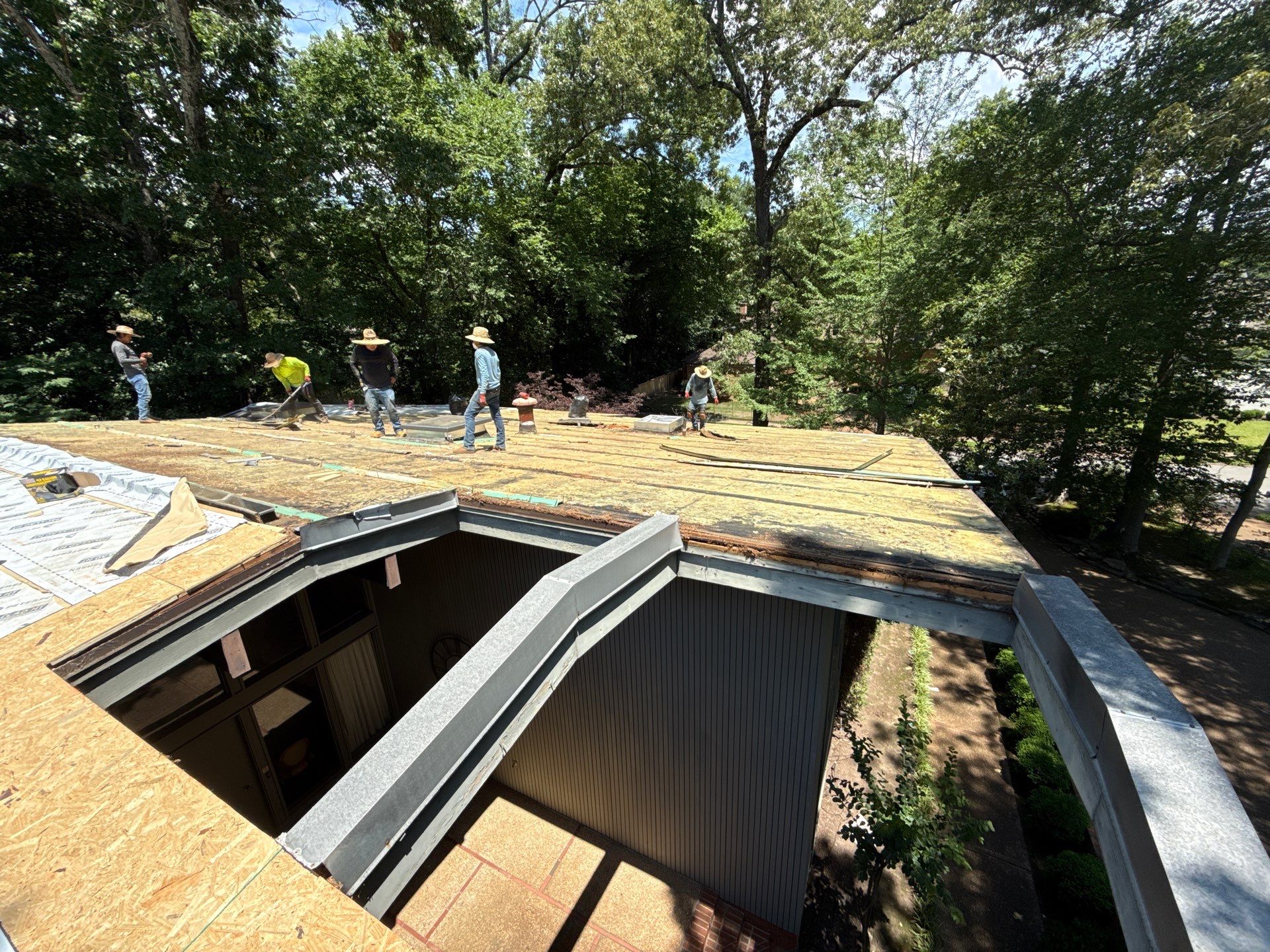 Residential Standing Seam Metal Roof and Membrane Replacement in Memphis by Revival Roofing Services