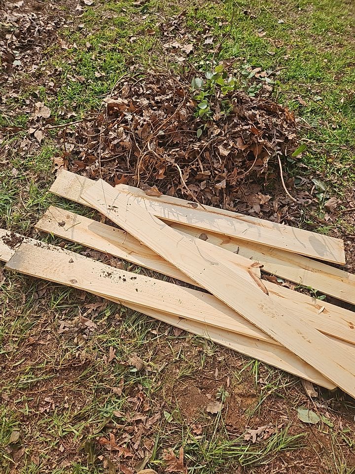 Royal Knoll Lane - Fence Installation  by Pillar and Pine