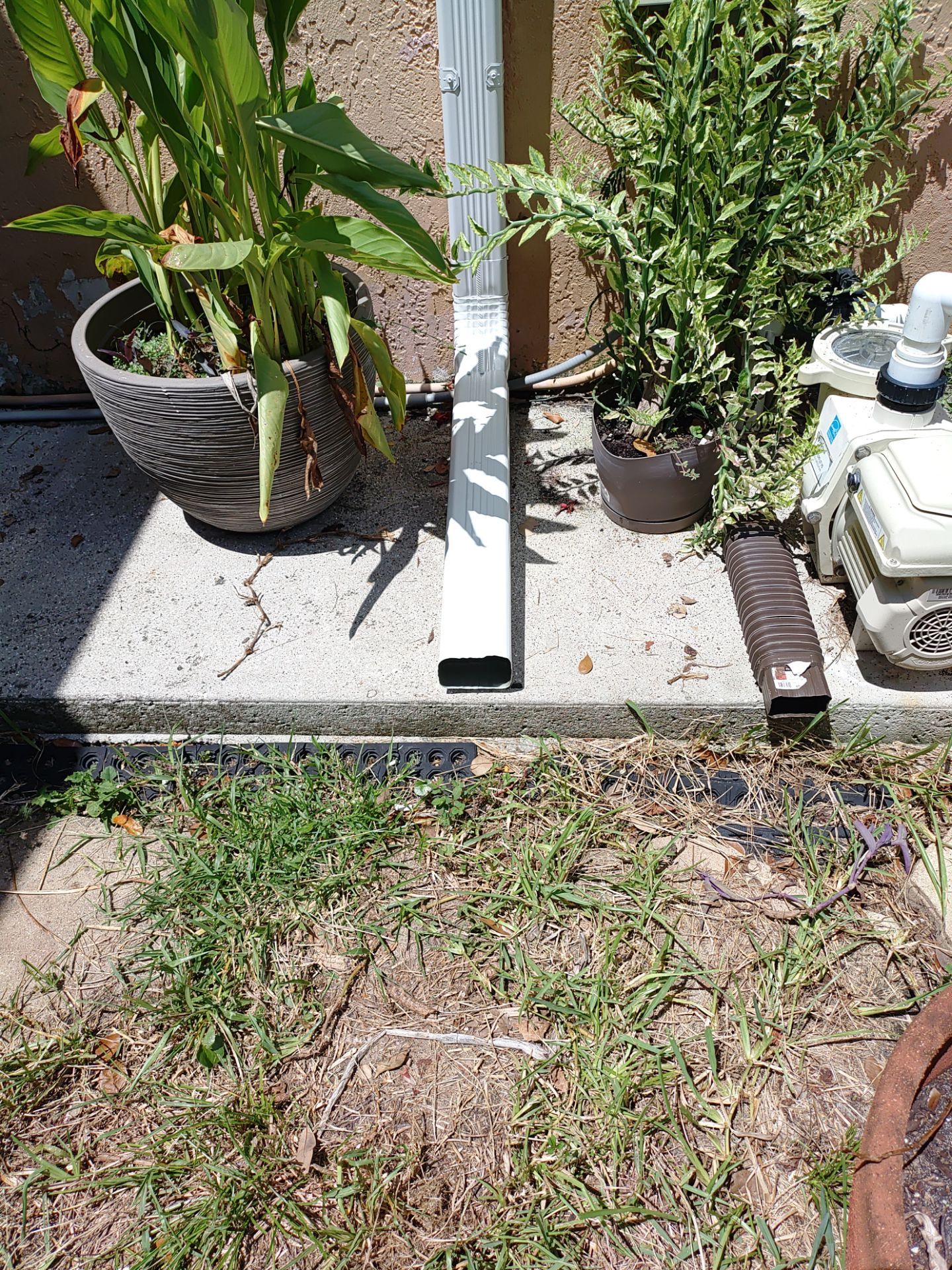 7-Inch Box Seamless Gutters in Bradenton FL by Gutter Professors