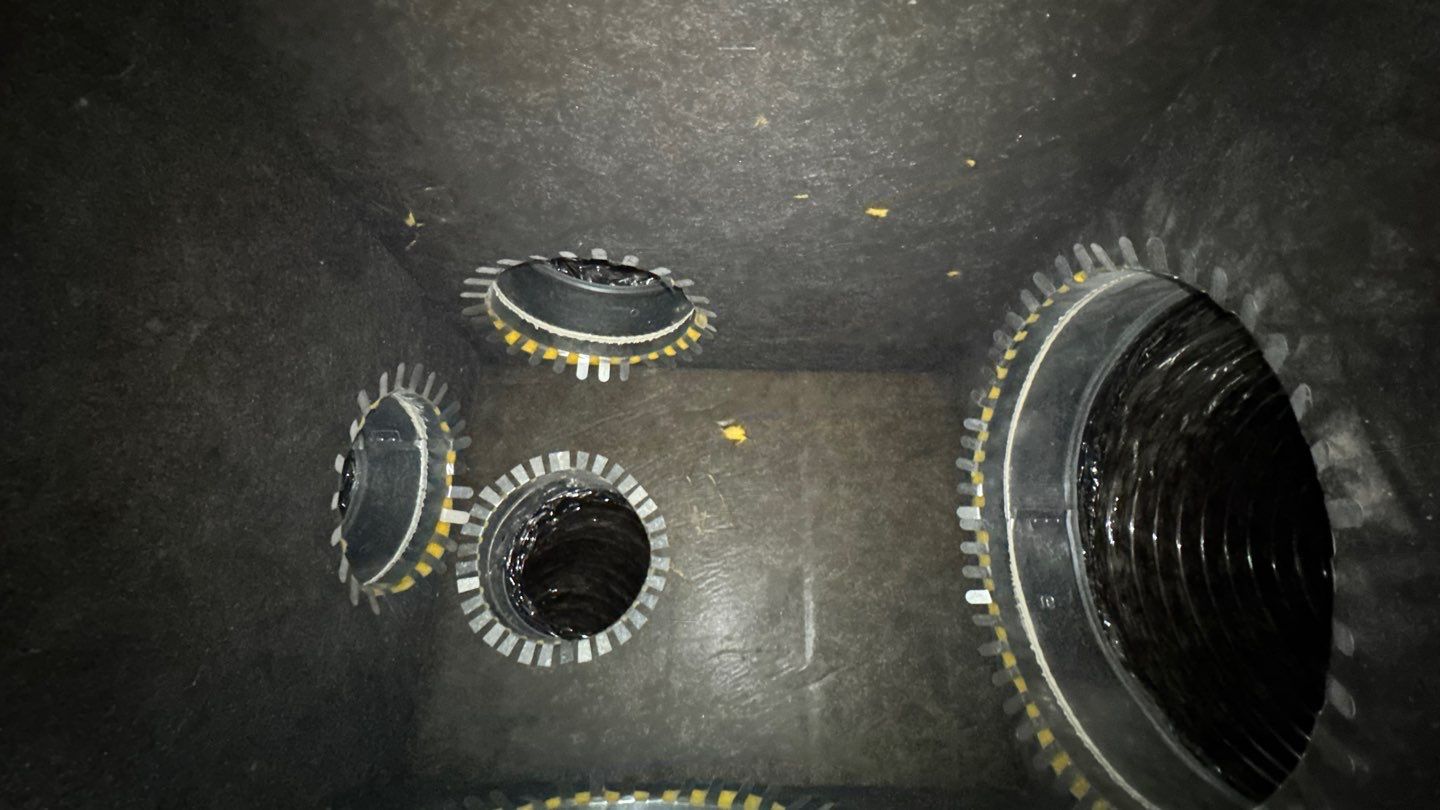 Dirty Air Duct Cleaning in Clermont by Hygienic Air, Inc