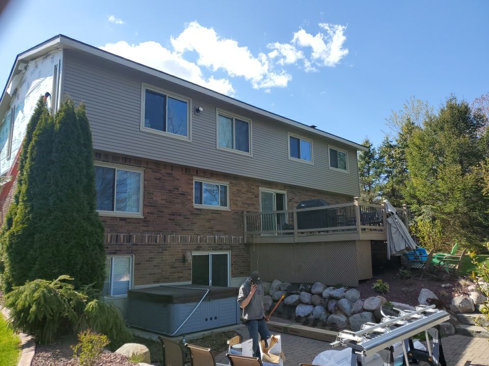 Siding Replacement using Certainteed Restoration Classic D4 by 180 Contractors