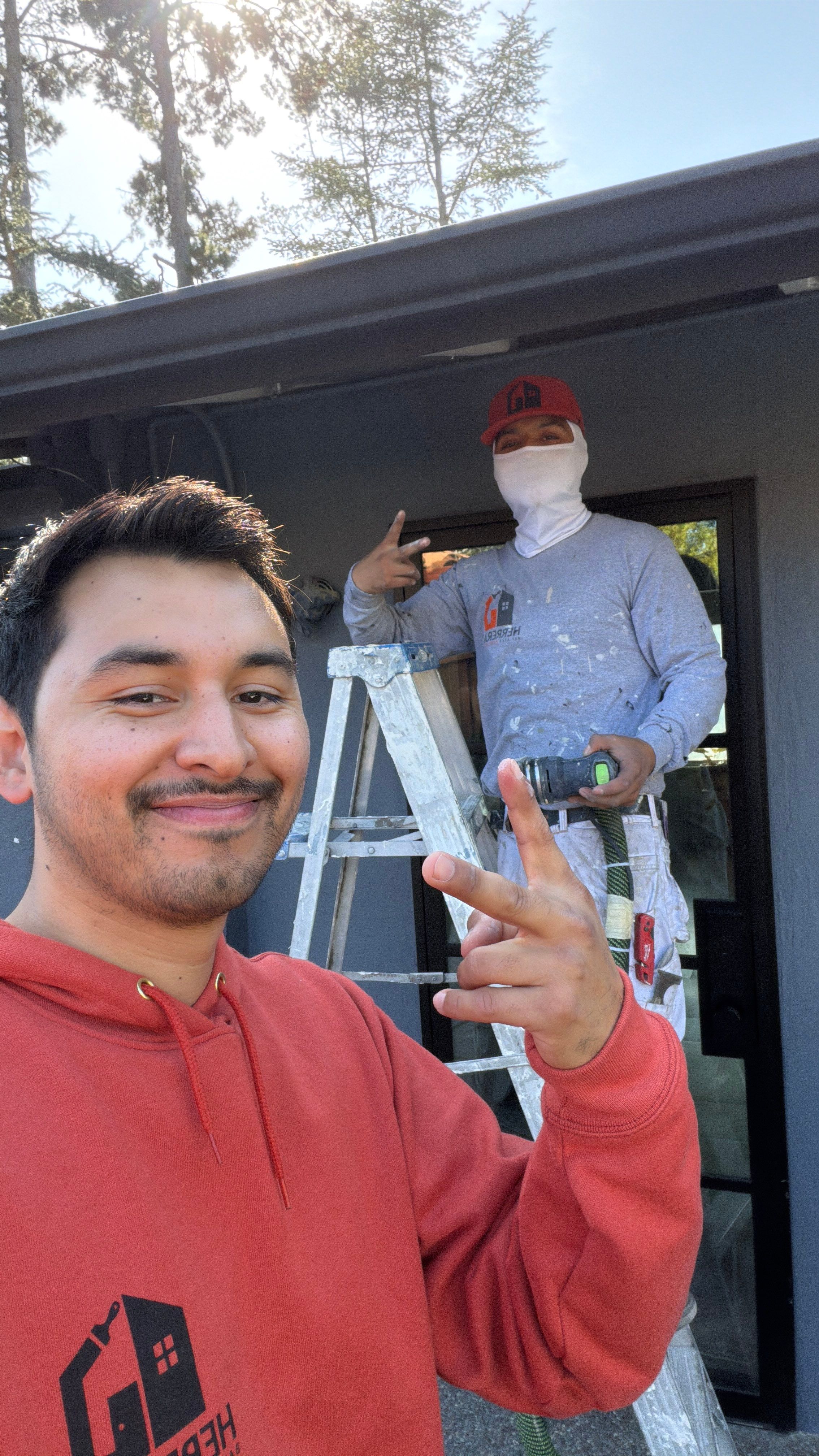modern painting Exterior modern painting by Herrera’s Bay Area Painting inc.