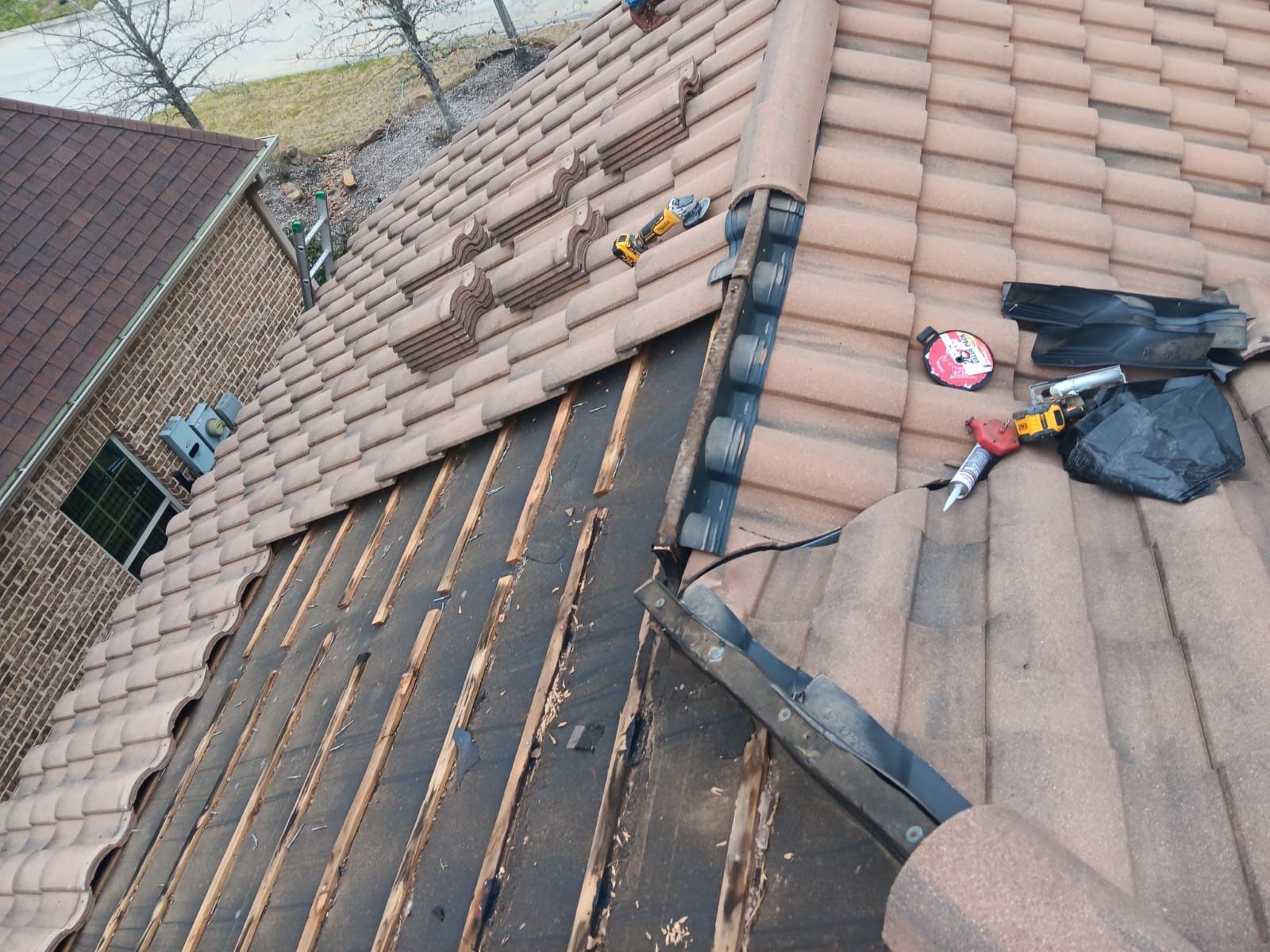 Tile Roof Repair by Roof Repair Company