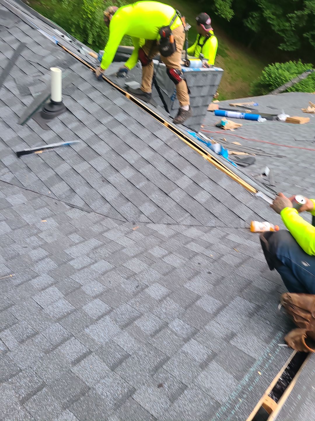 Oakton: Roof Replacement With CertainTeed Landmark Designer Shingles in Pewter by RM Banning, Inc.
