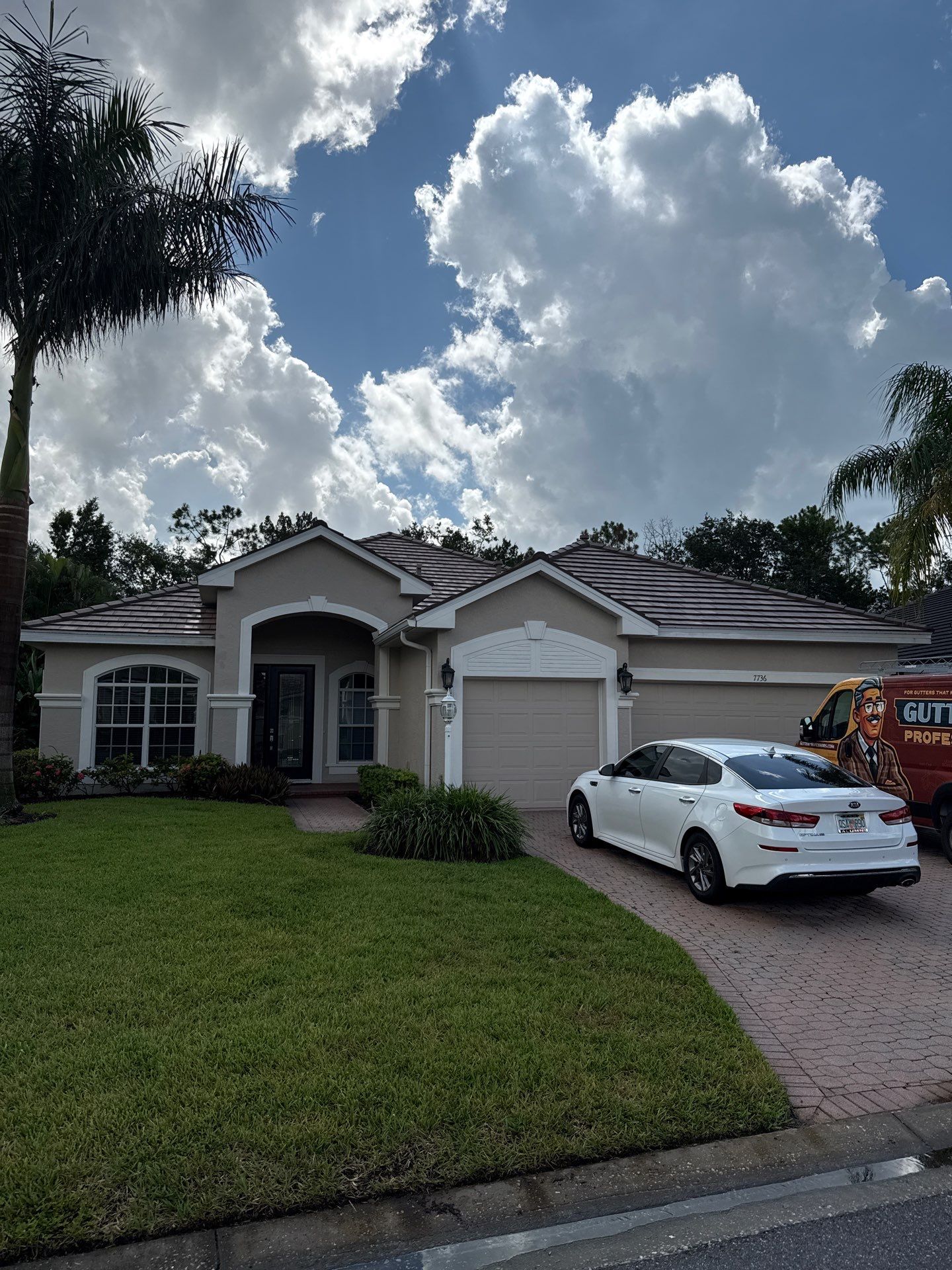 Gutter Repair and Realignment in Lakewood Ranch FL by Gutter Professor by Gutter Professors