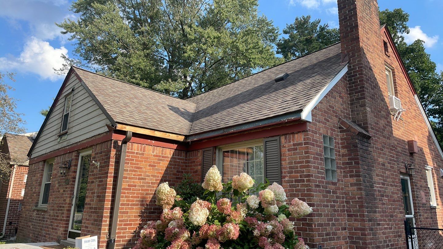 Siding Replacement using CertainTeed Restoration Classis D4 by 180 Contractors