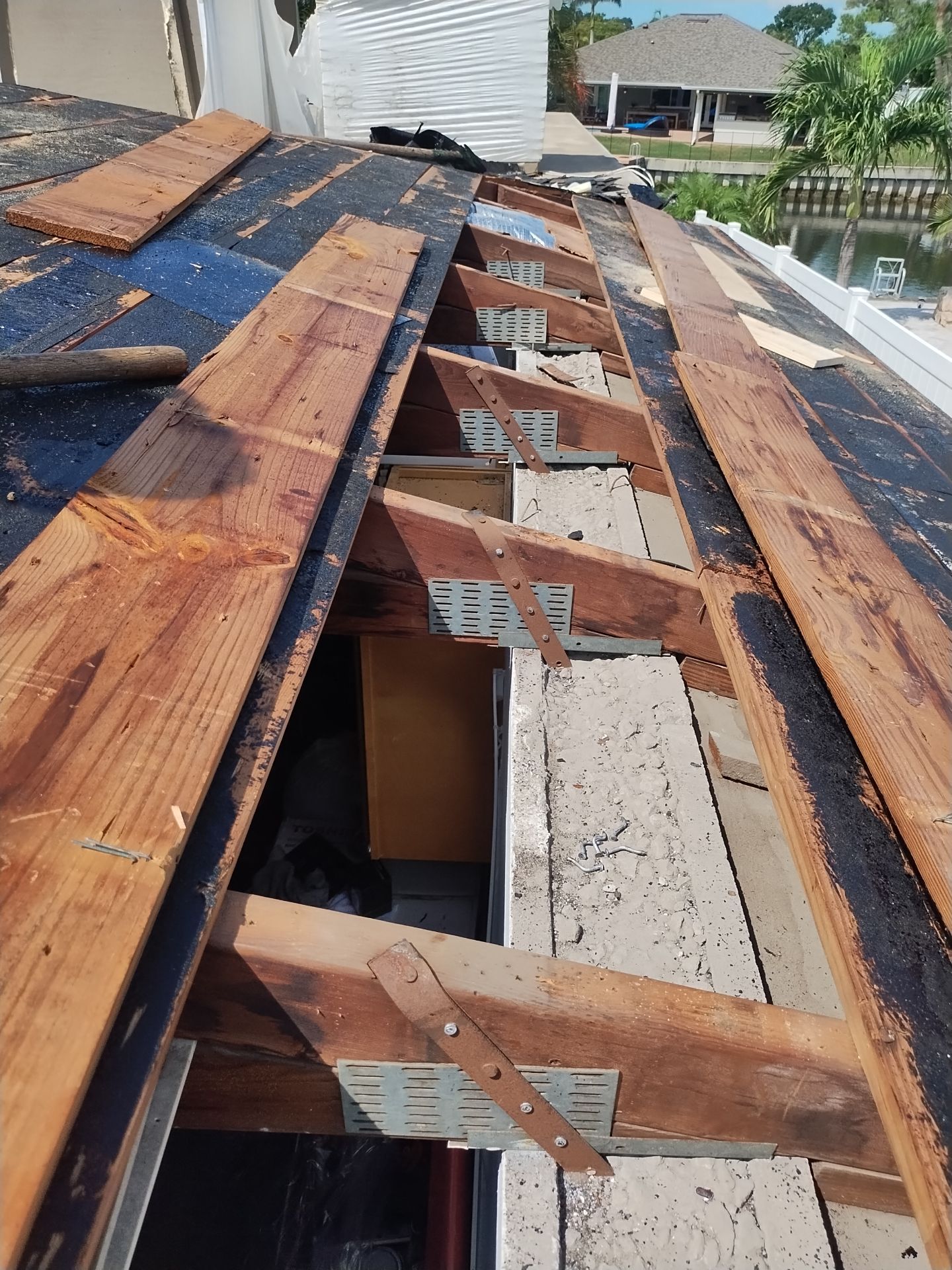 Project in St. Petersburg 33703 by Mitchell Roofing Company LLC 
