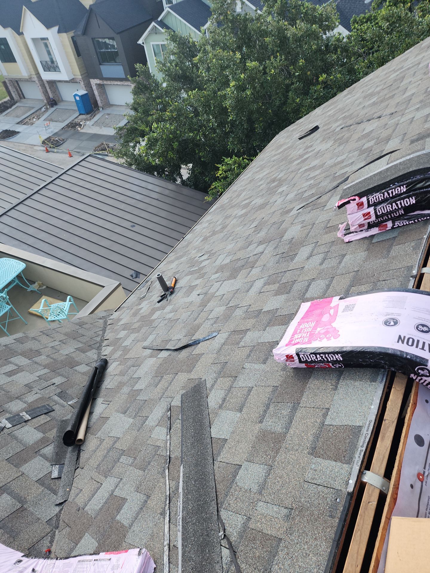 Residential Roofing Installation using Owen's Corning Duration (Lifetime) Shingles by Roof Repair Company