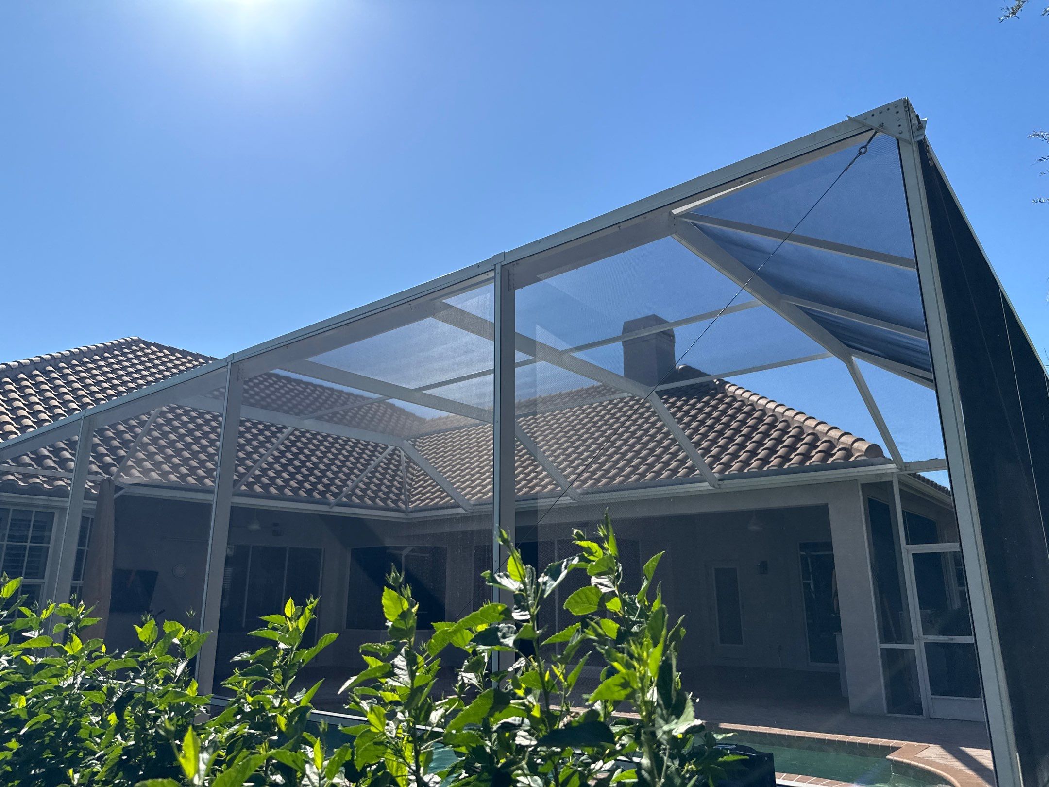 House Wash, Pool Deck & Screen Enclosure Cleaning | University Park, Sarasota FL by Sunshine AquaWash