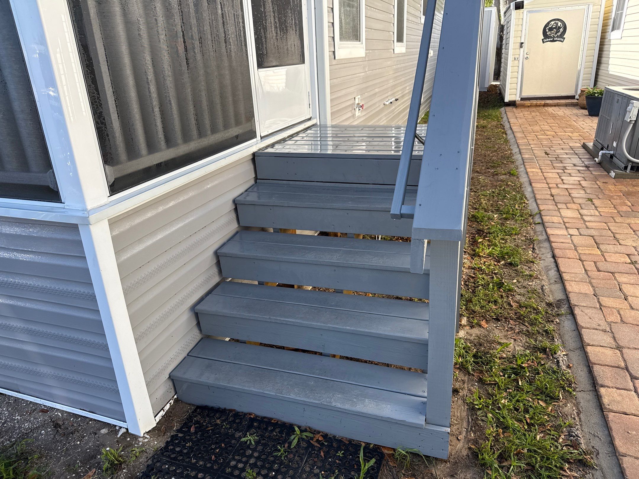 On-the-Spot Mobile Home House Wash in Terra Ceia, FL | Fisherman’s Cove RV Resort by Sunshine AquaWash