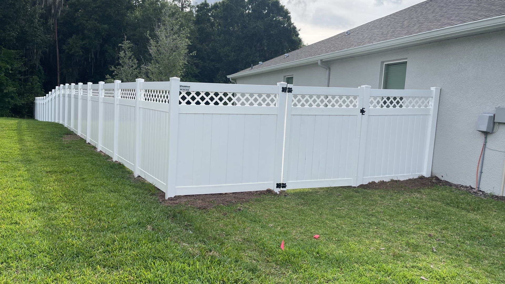 Riverview, FL Vinyl Fence Installation using White Vinyl Privacy Fence by Asap fence and gates, LLC