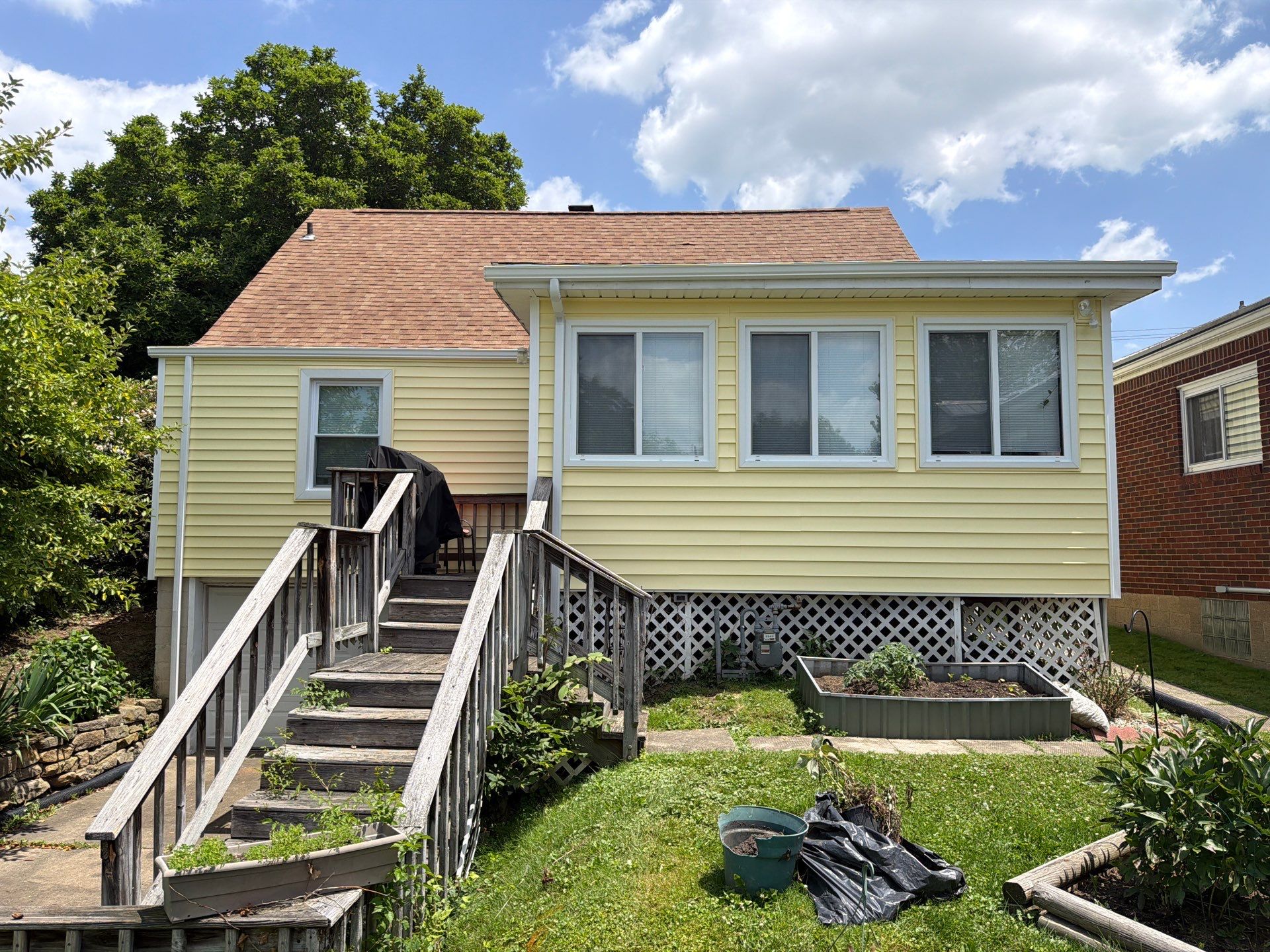 Autumn Yellow Makeover in New Kensington by Ideal Siding Pittsburgh