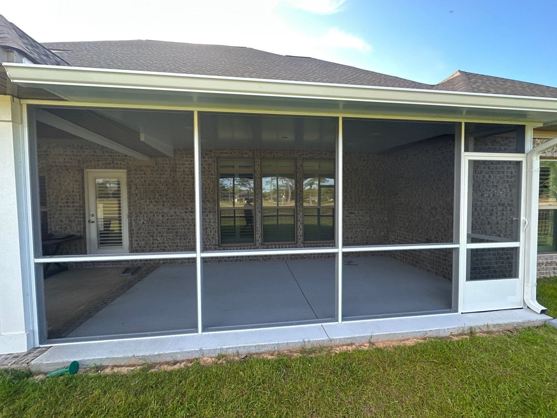 Fairhope, AL Screen Room by Titan Sunrooms