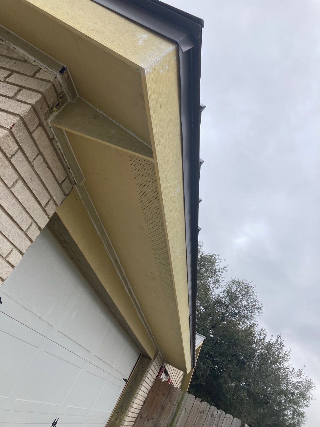 Beeville Backporch sittin' by Bayfront Roofing and Construction