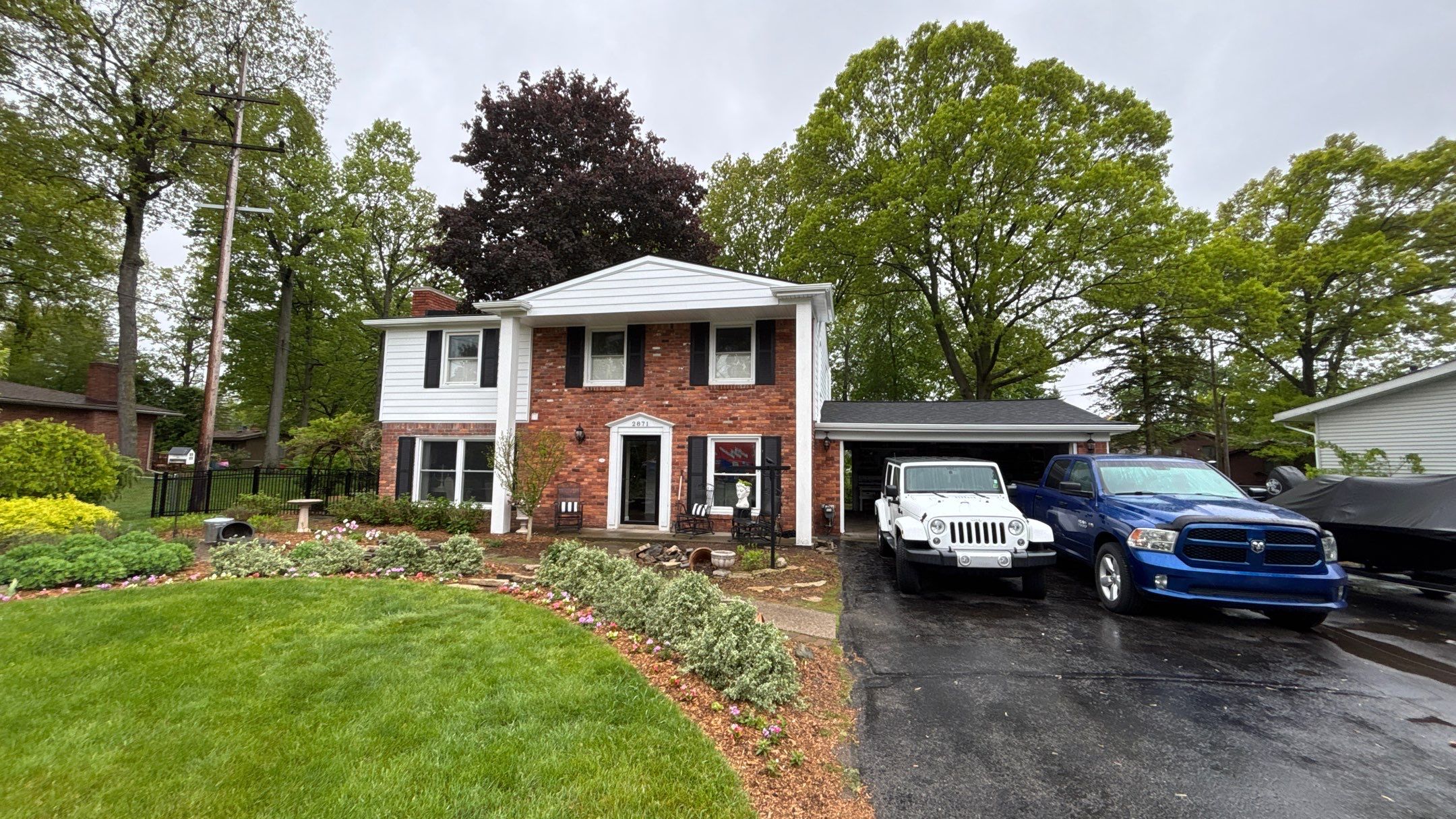 Roof Replacement using Owens Corning Onyx Black by 180 Contractors