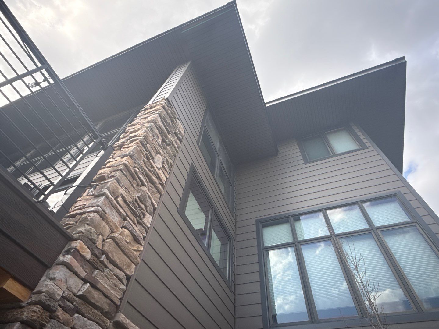 Siding Replacement using Ascend by 180 Contractors