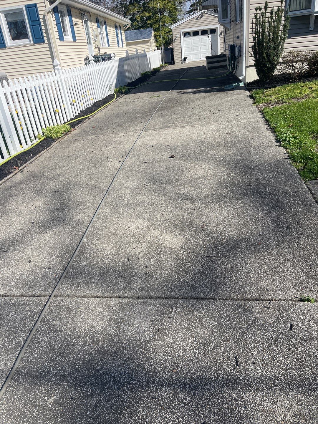 Concrete Cleaning, House Wash & Deck Cleaning by SJ Exterior
