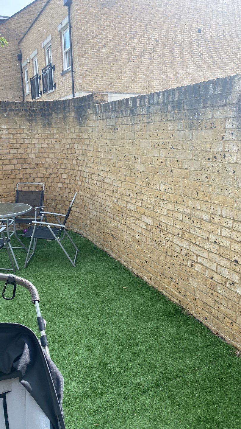 Exterior Clean using Mosmatic Flat Surface Cleaner by Ges Exterior Cleaning ltd
