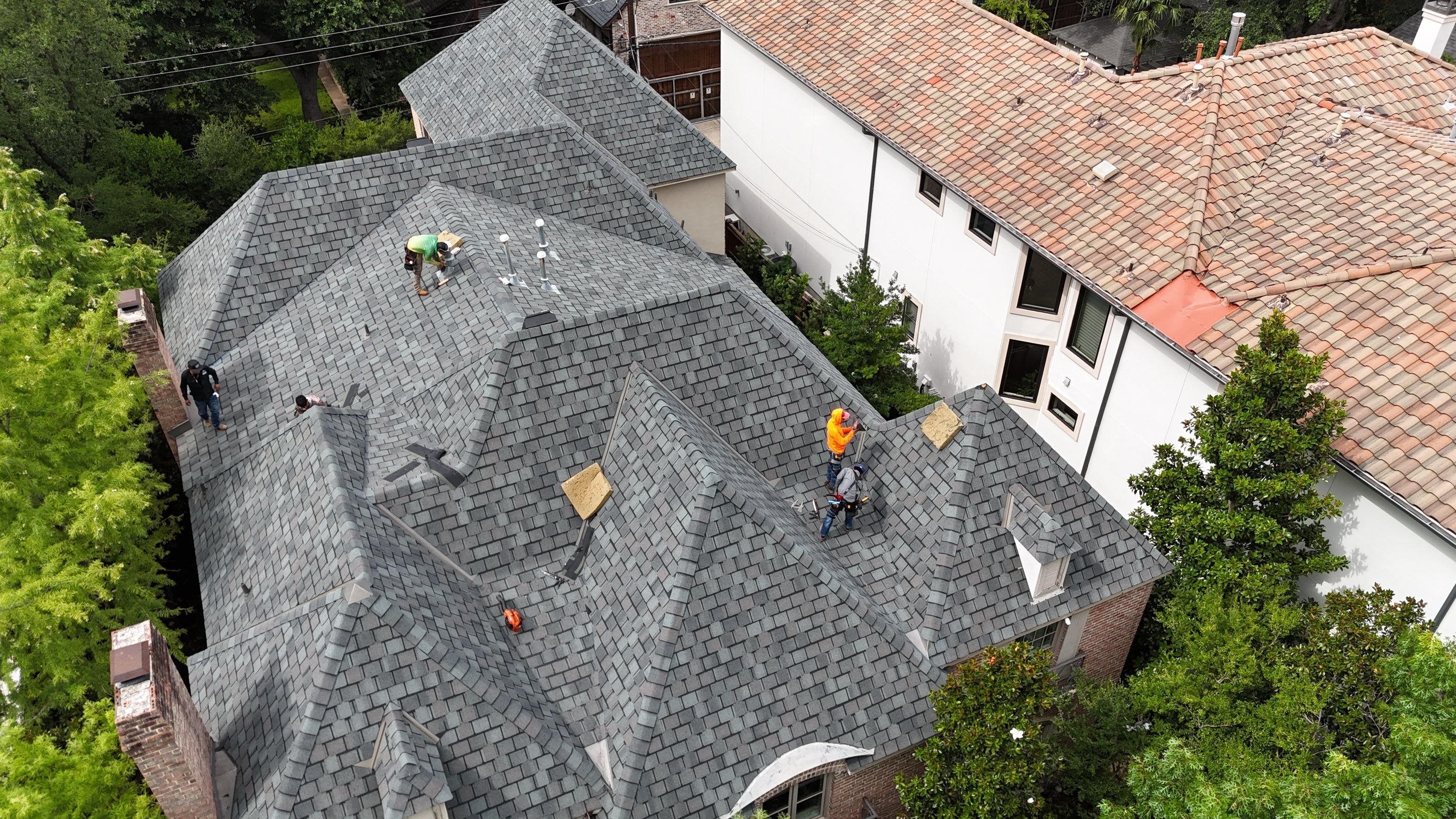 Elite Roofing & Restoration Services featured photo.