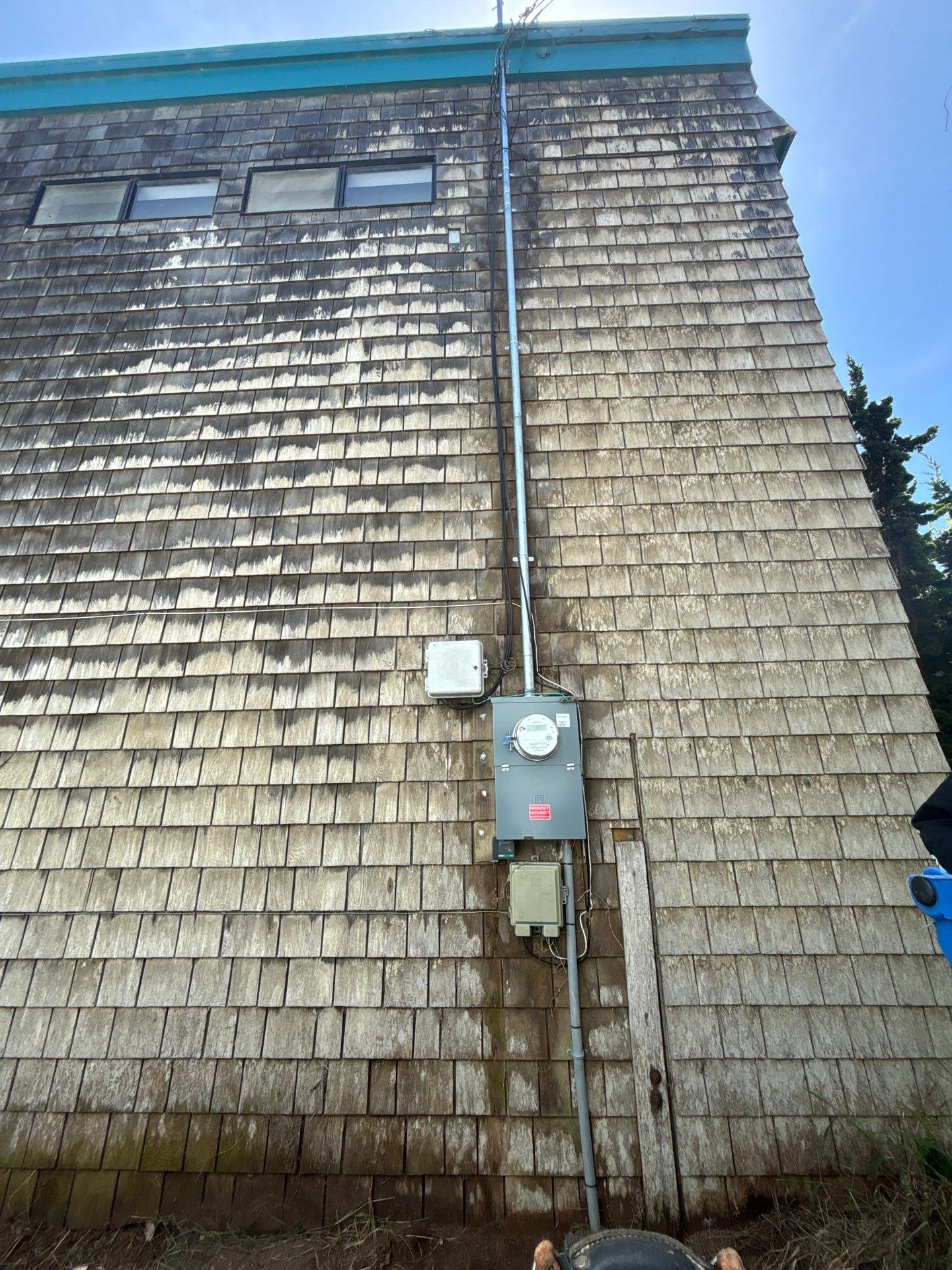 Emergency Main Panel Replacement by Good Neighbors Electric LLC