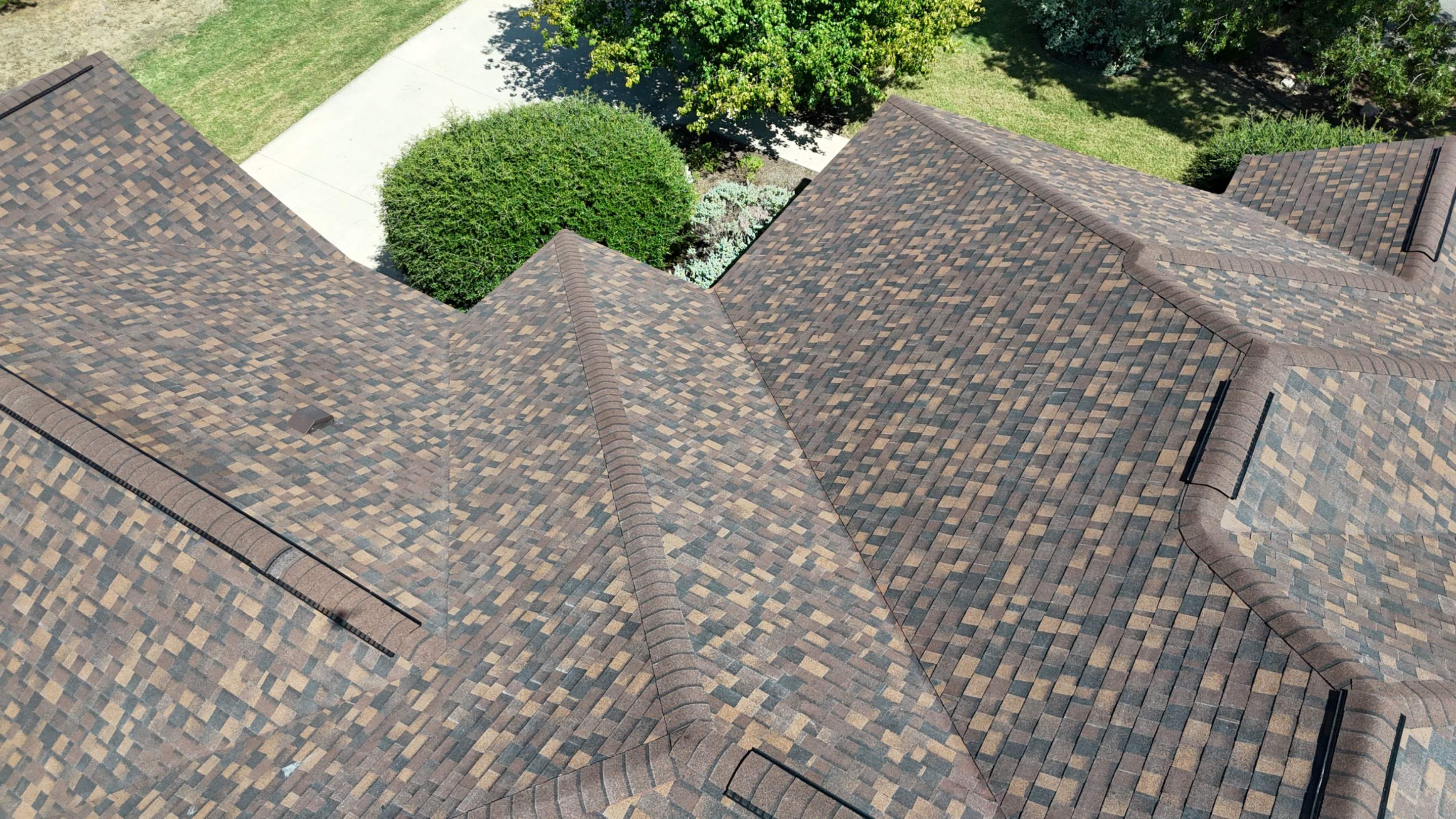 Brownwood - Owens Corning by RoofsOnly.com