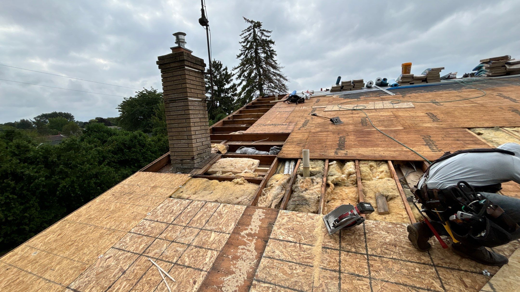 Roof Replacement using CertainTeed Landmark by 180 Contractors