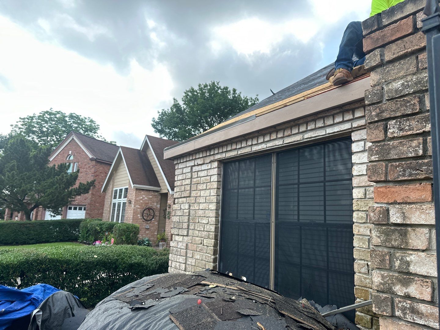 Residential Roofing Repair using Owen's Corning Duration (Lifetime) Shingles by Roof Repair Company
