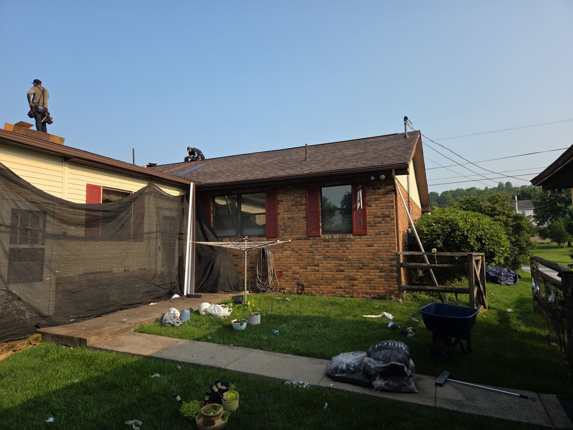 Project Spotlight: Stunning IKO Shadow Brown Roof in Hurricane, WV by Mr. Roofer