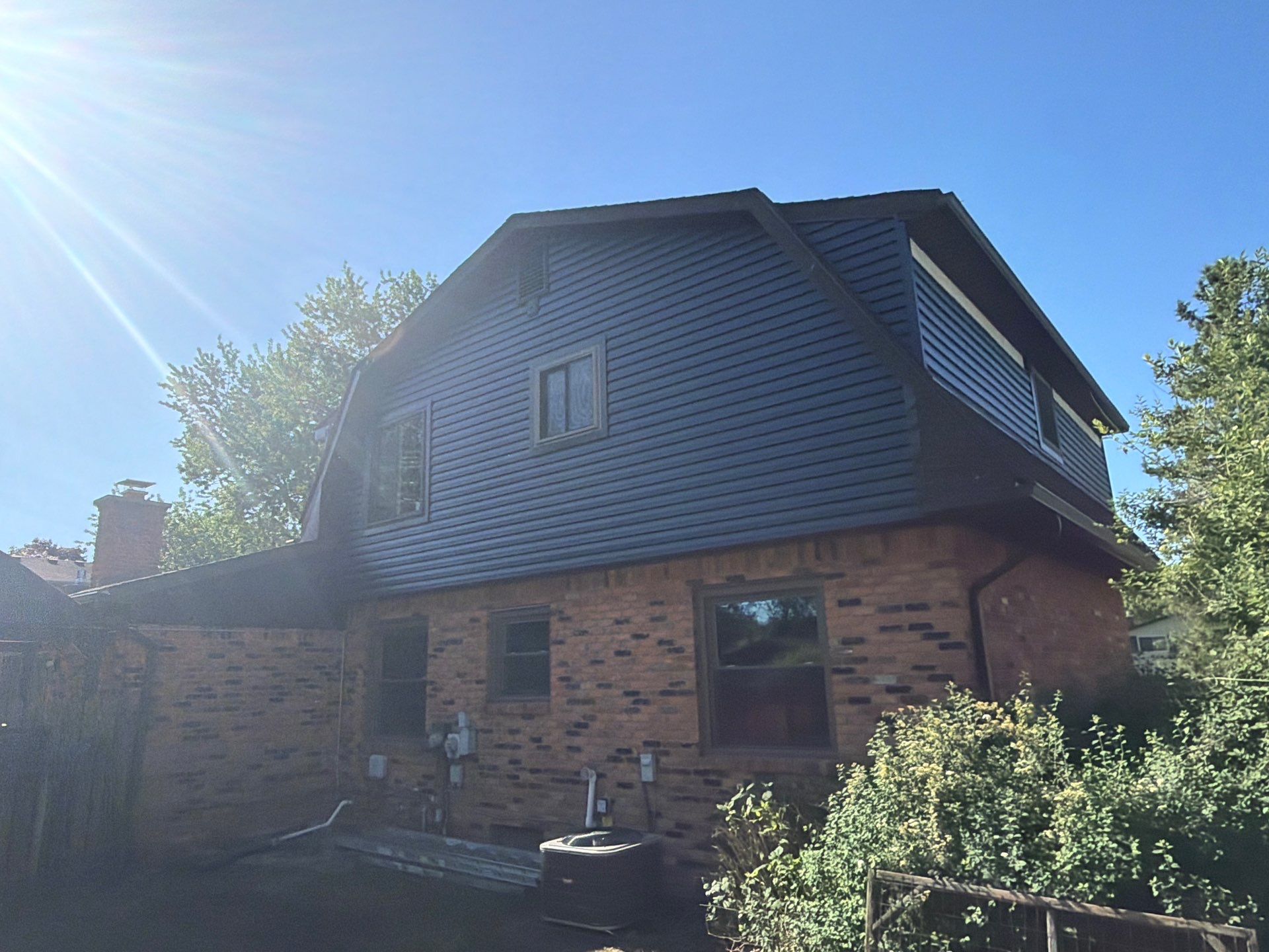 Siding Replacement using Alside Charter Oak D4.5" by 180 Contractors