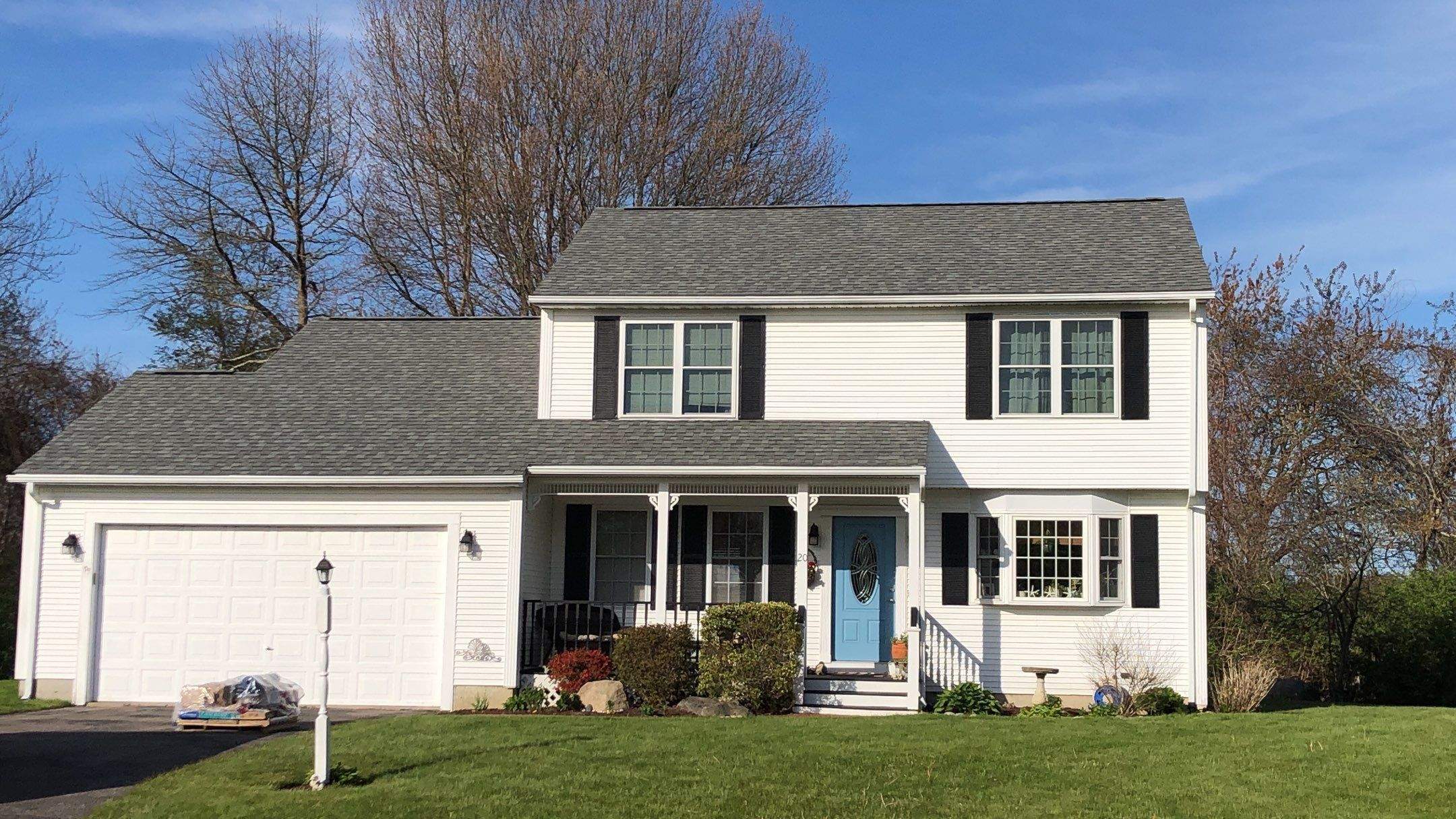 Georgetown Gray Roofs by Pinnacle Roofing & Skylights