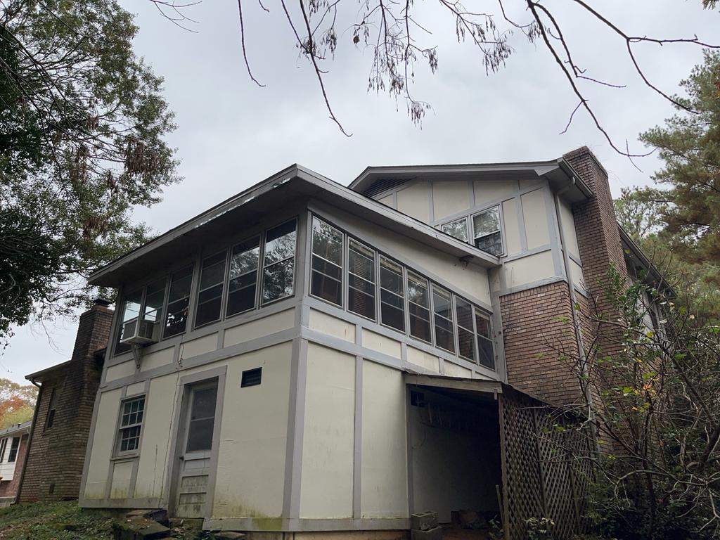 Board and Batten Siding Installation and Railing Replacement in Lilburn, GA by Nelson Exteriors 