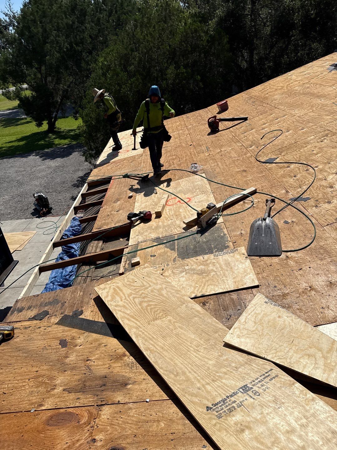 Project in Wimauma 33598 by Mitchell Roofing Company LLC 