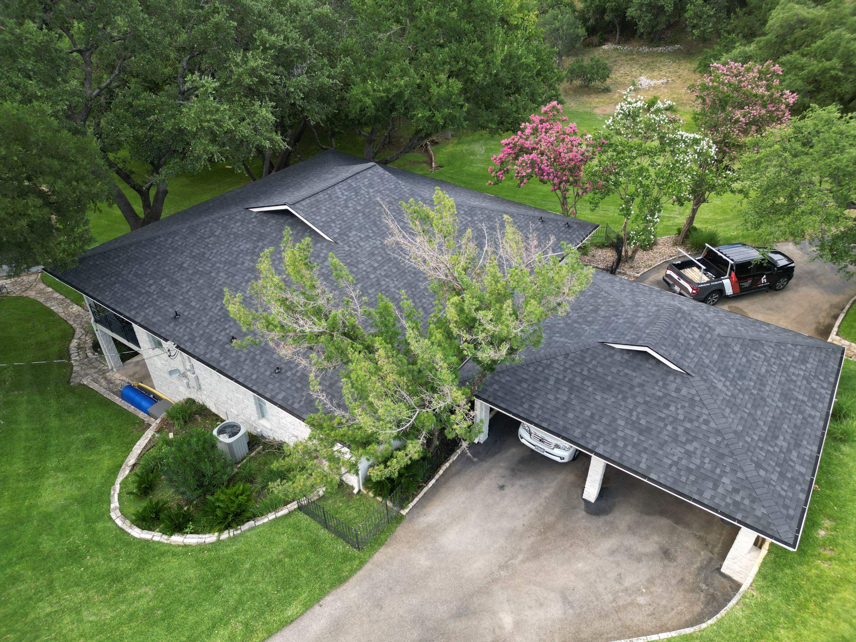Onyx Black - Owens Corning TruDefinition Duration  by RoofsOnly.com