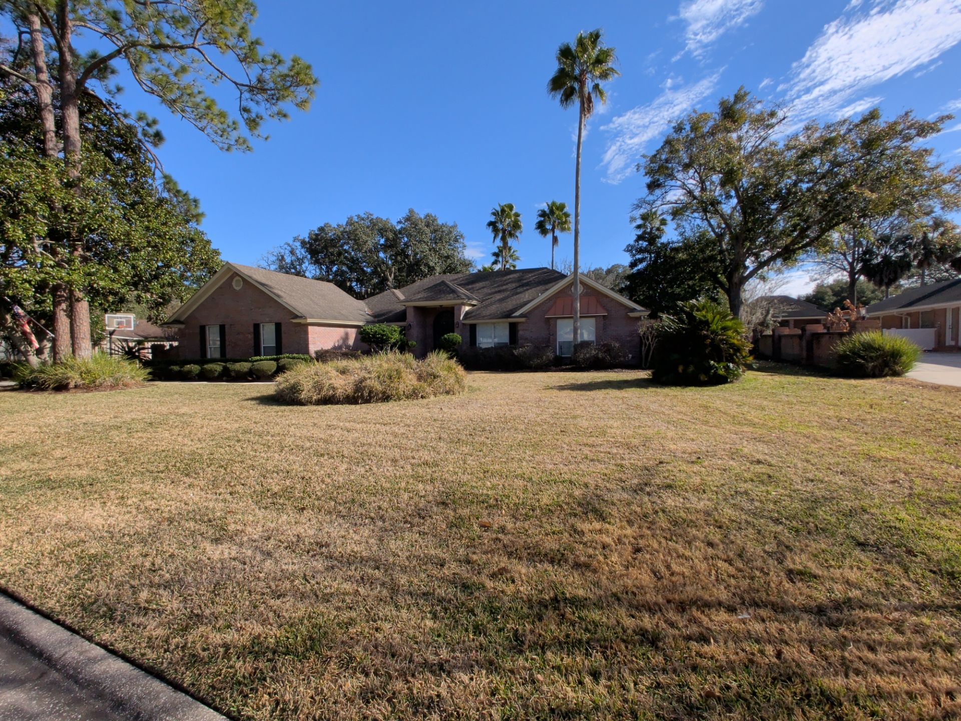 Estate Lawn Care & Grounds Maintenance — Baymeadows, Jacksonville by Harmoni Home Services