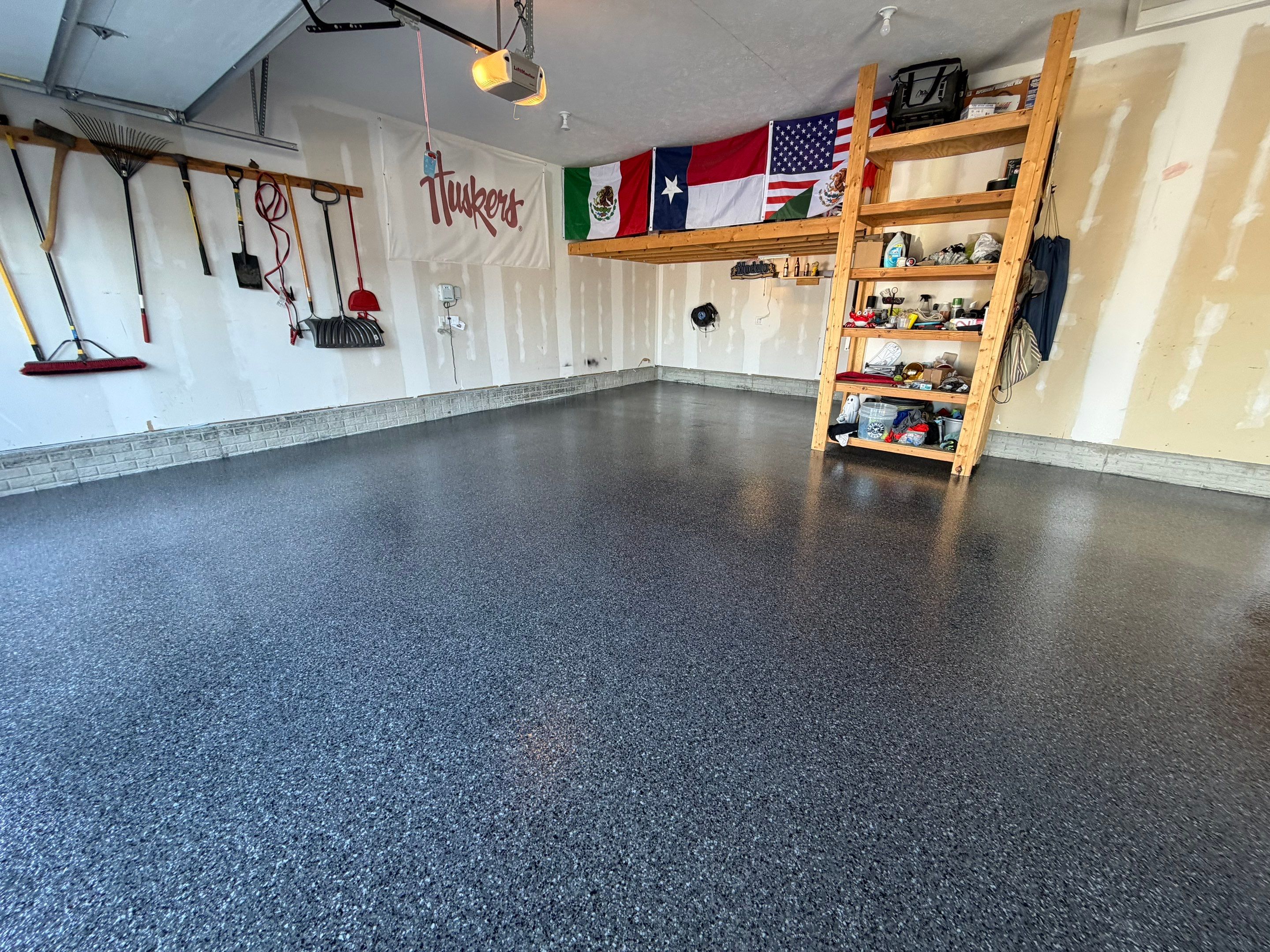 Granite Garage Floors Nebraska featured photo.
