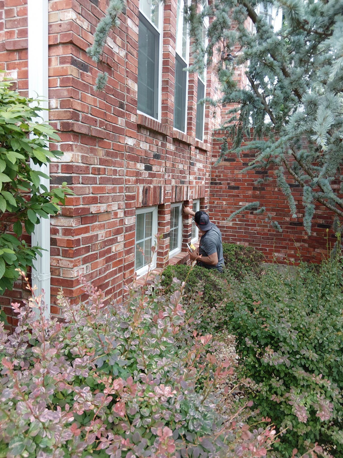 2nd-Story Exterior Trim Paint Repair – Chesterfield, MO by Legendary Services Company LLC.