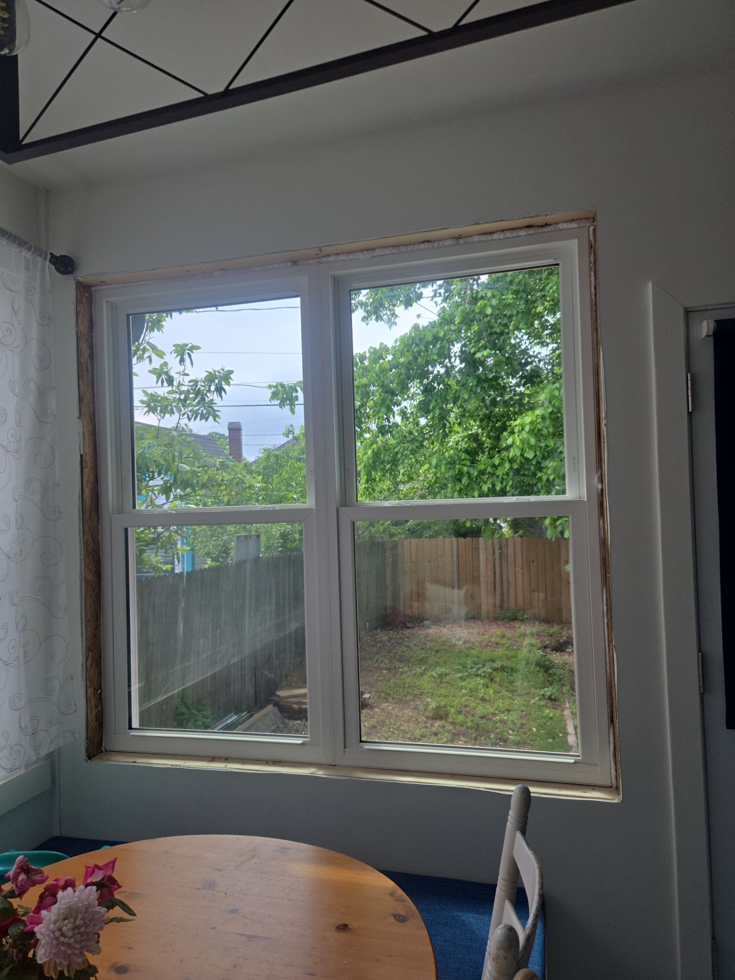 Window replacement using ProVia Aspect windows. Siding installation by Window Depot of Annapolis