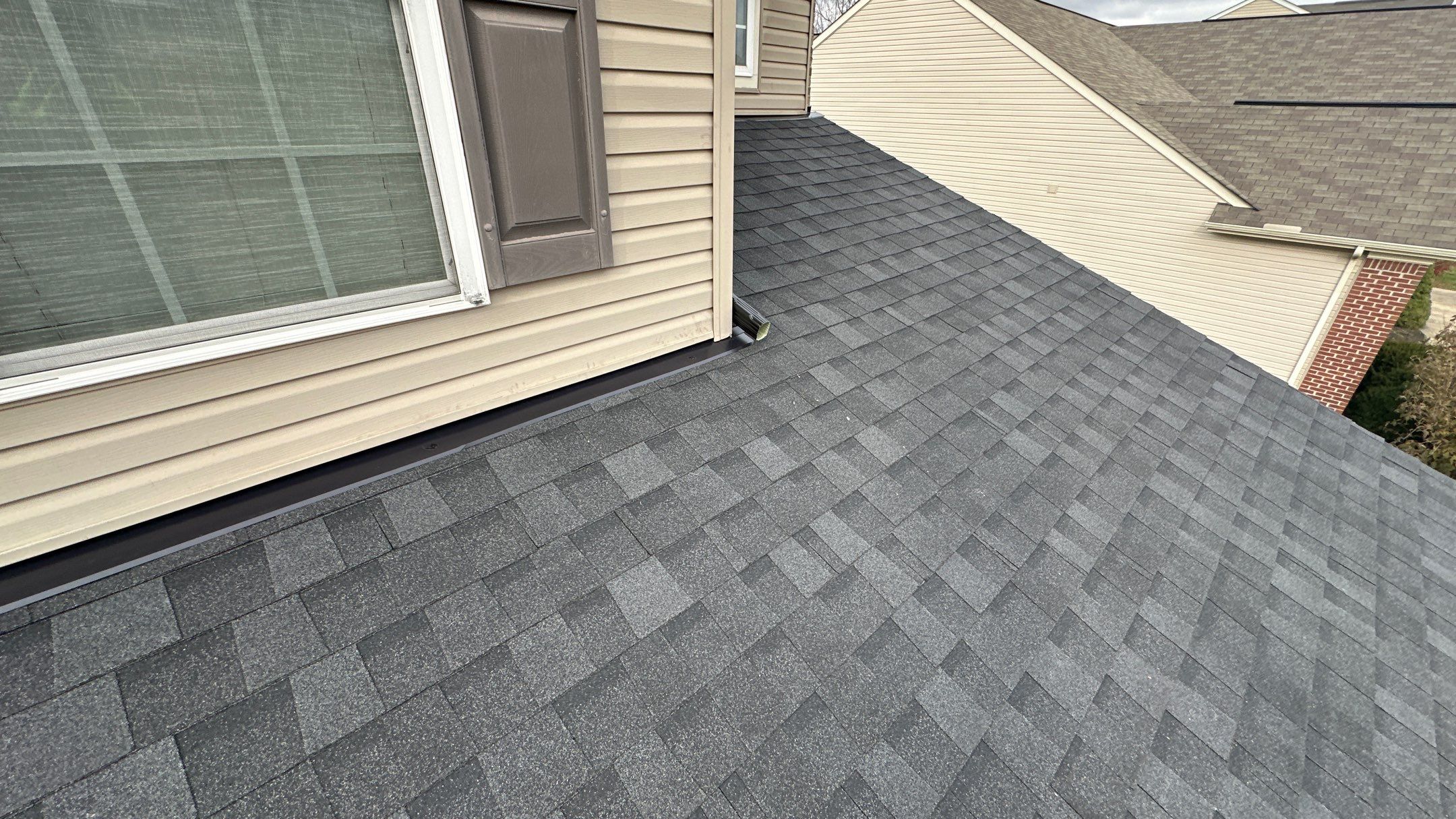 Liberty Township - Pristine Black by Tamlin Roofing