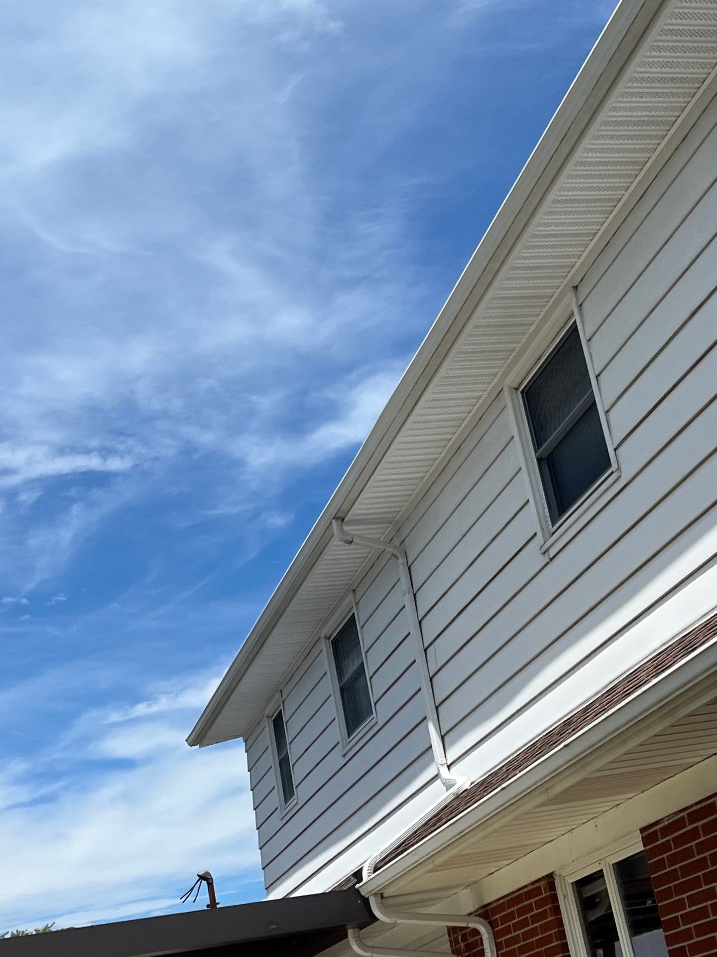 Soffit/fascia replacement by Nitro Roofing and Construction
